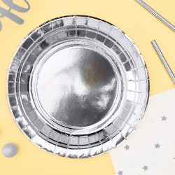 Talerzyki srebrne metalizowane 18cm 6szt