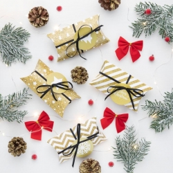 Pudełka na prezenty świąteczne złote DIY 4szt